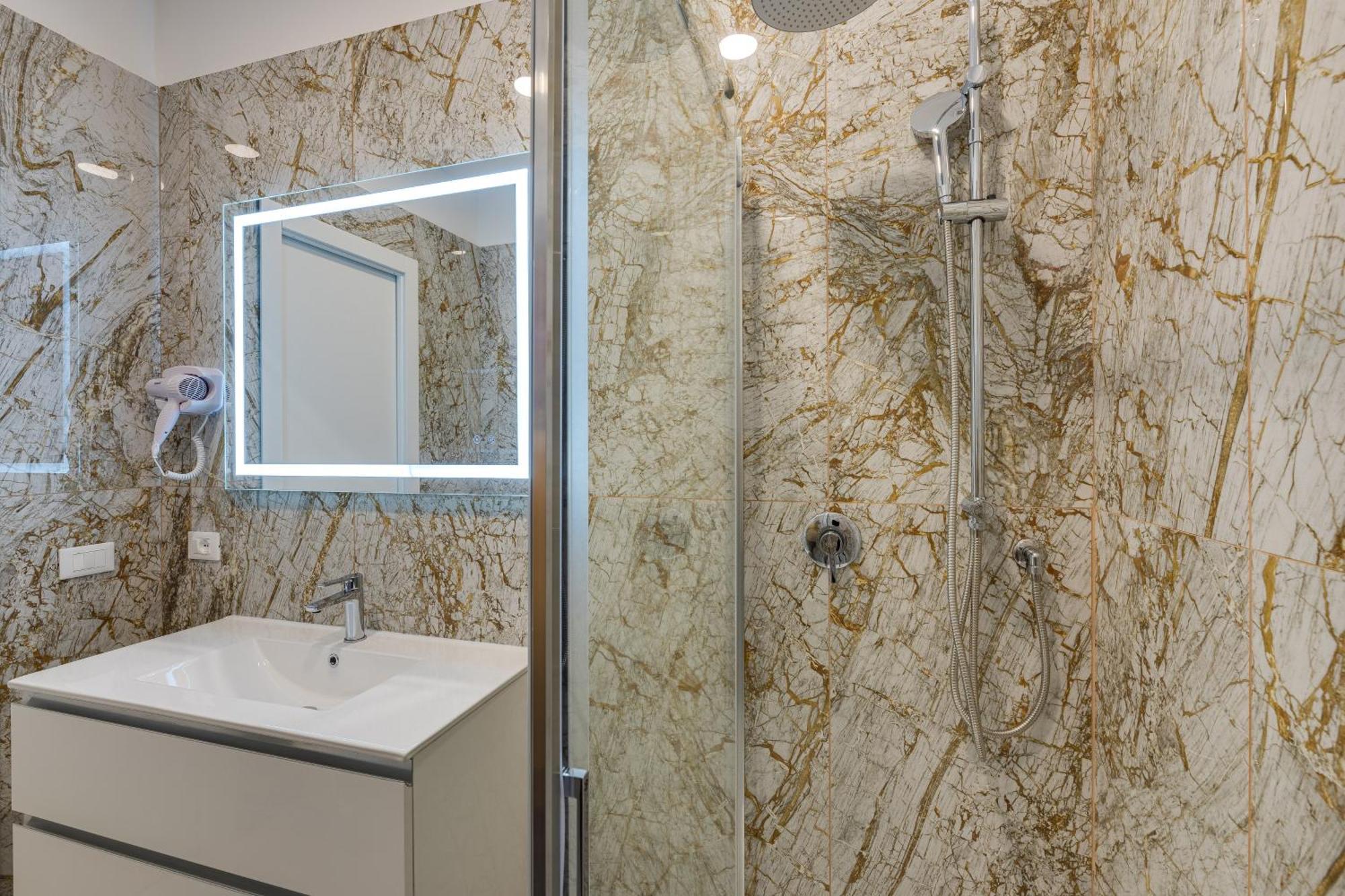 Naif Suites Рим Экстерьер фото
